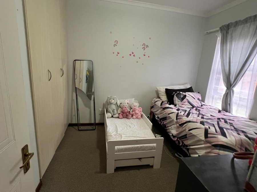 To Let 2 Bedroom Property for Rent in Dormehls Drift Western Cape
